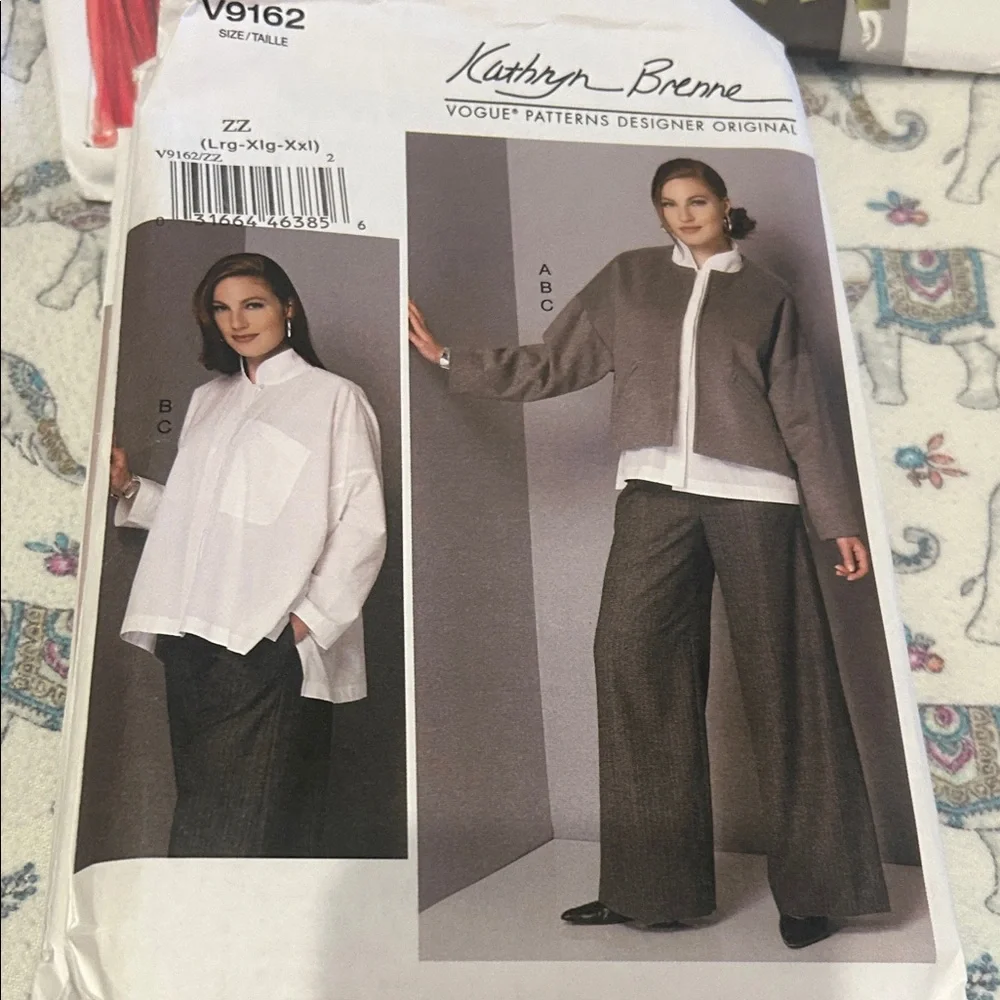 Vogue Fashion Patterns Collection with Red, Blue, and Gray Designs - Picture 4 of 7